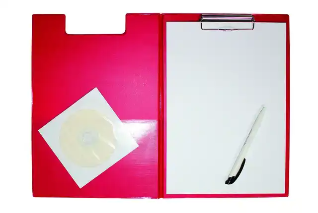 KLEMBORDMAP MAUL A4 STAAND PVC MET