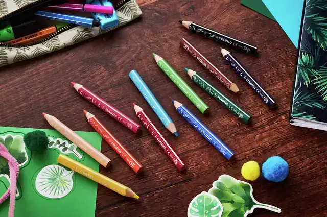 KLEURPOTLODEN STABILO TRIO DIK SHORT