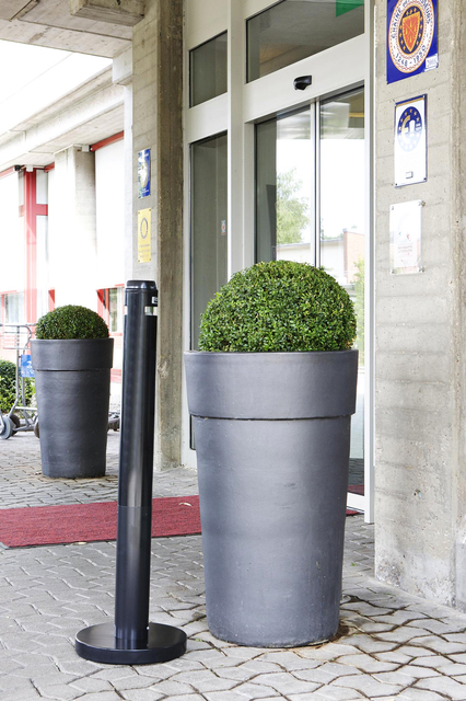 ASBAK RUBBERMAID SMOKERS POLE