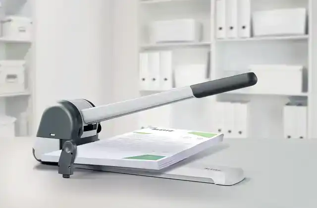PERFORATOR LEITZ 5182 SUPER 250 VEL