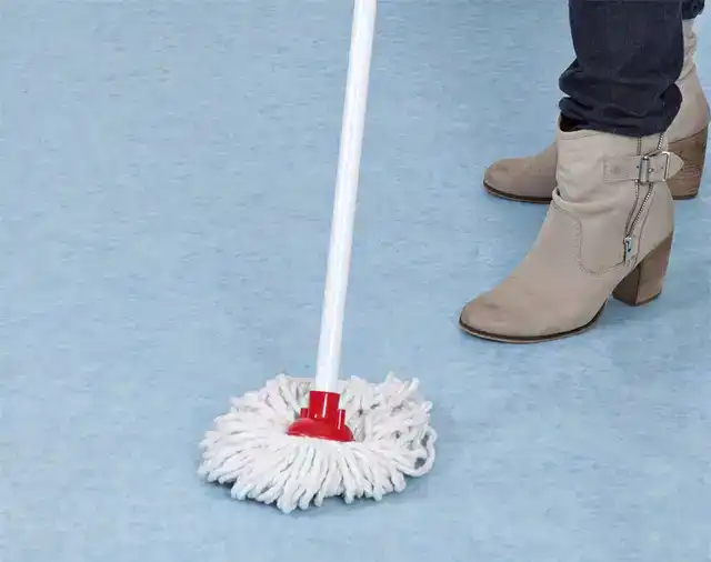 VLOERREINIGER HG KUNSTSTOF VLOEREN 1