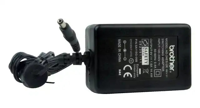 ADAPTER BROTHER PTOUCH AD24ES ZWART